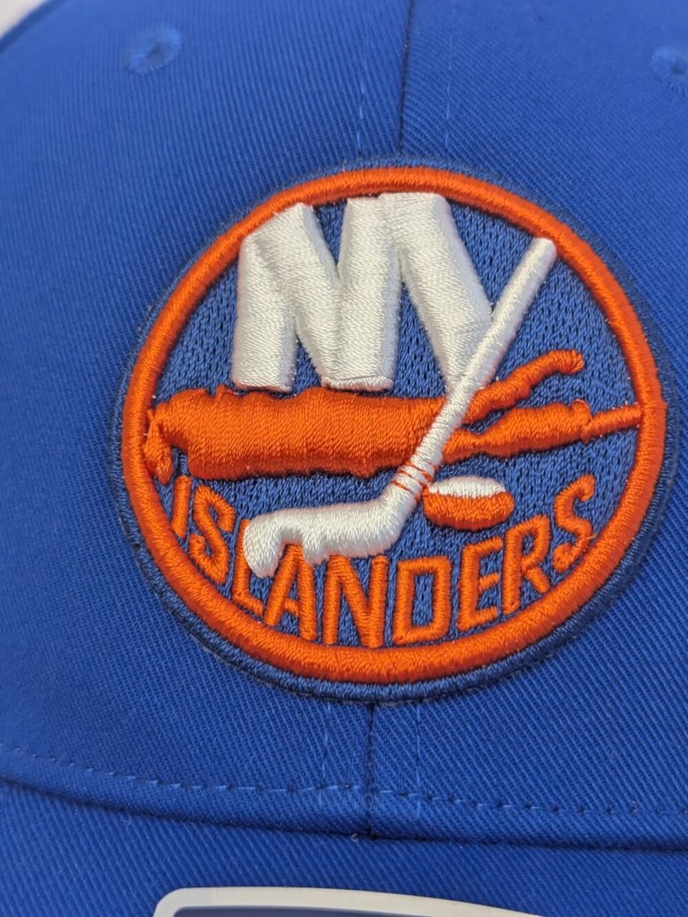 NWT New York Islanders Fanatics Adjustable Hat Cap MSRP $28 - Picture 2 of 8